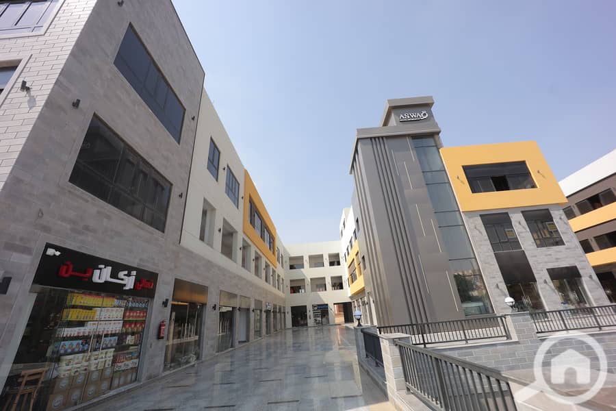 2 KORY8162 - Copy. JPG