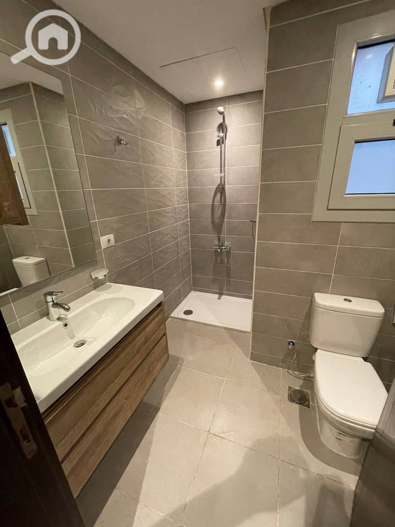 15 WhatsApp Image 2025-12-20 at 4.31. 54 PM (1). jpeg