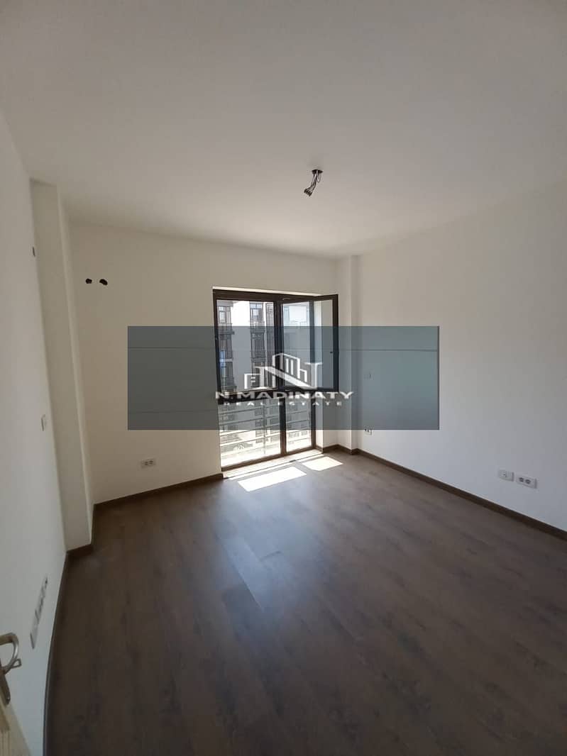 3 WhatsApp Image 2025-12-06 at 11.39. 51 AM (3). jpeg