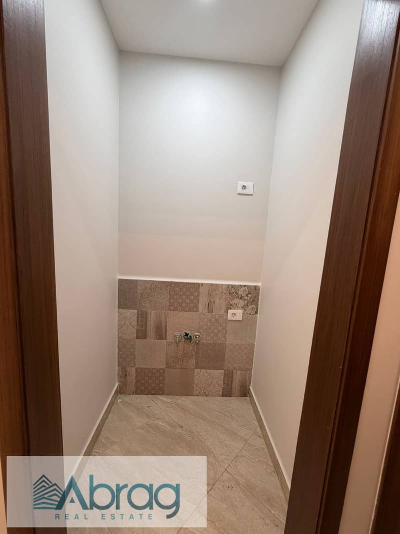 6 WhatsApp Image 2025-12-22 at 12.29. 49 PM (2). jpeg