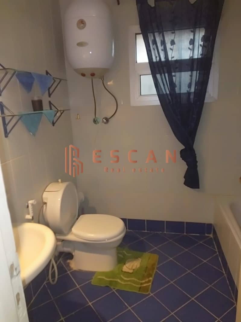 12 8a46077c-a445-4962-a0cd-92250cffc4de. jpg