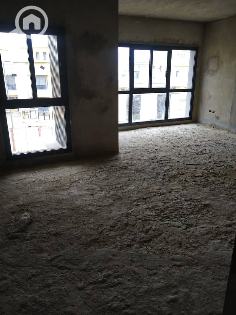 3 WhatsApp Image 2025-12-14 at 15.12. 58 (1). jpeg