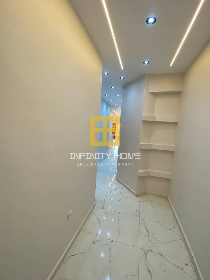 8 WhatsApp Image 2025-11-20 at 17.06. 58_084945c2. jpg