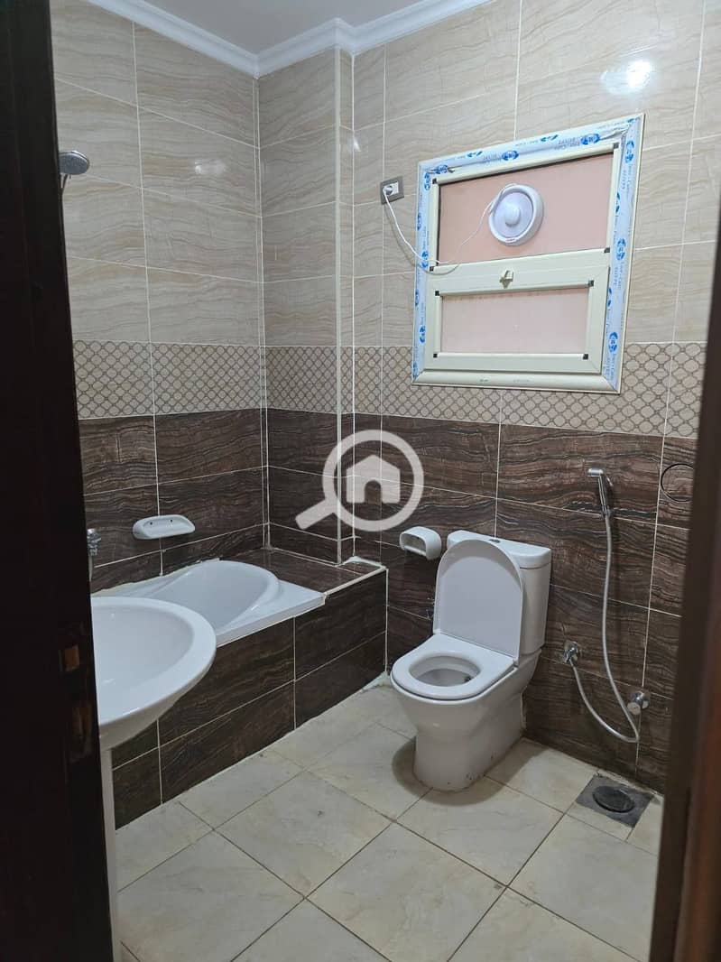 10 596637670_1508654547929783_9215005987692363749_n. jpg