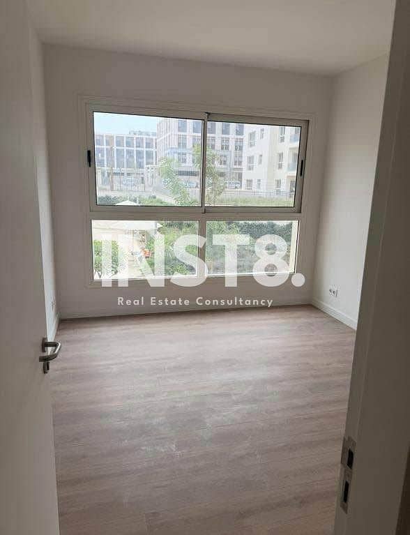 8 577919674_1144050084504768_1731792253044455948_n. jpg