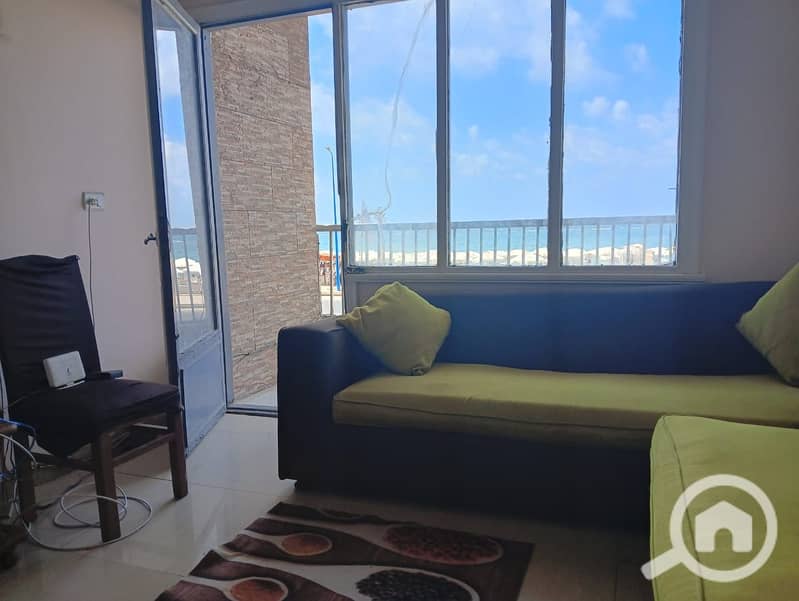 4 1e80c475-029b-441f-b765-d29cf13e2fbe. jpg