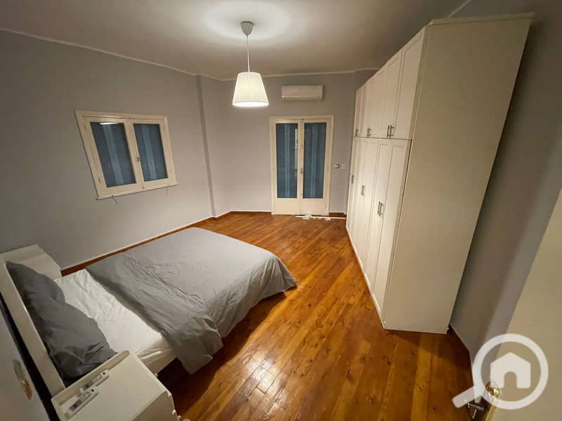 8 35560ee5-db12-4f30-8f94-0e1cbe844ddf. jpeg