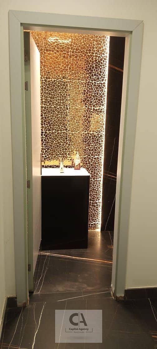 5 9183e4db-80b9-4a04-b923-72dd3fc1fc62. jpg