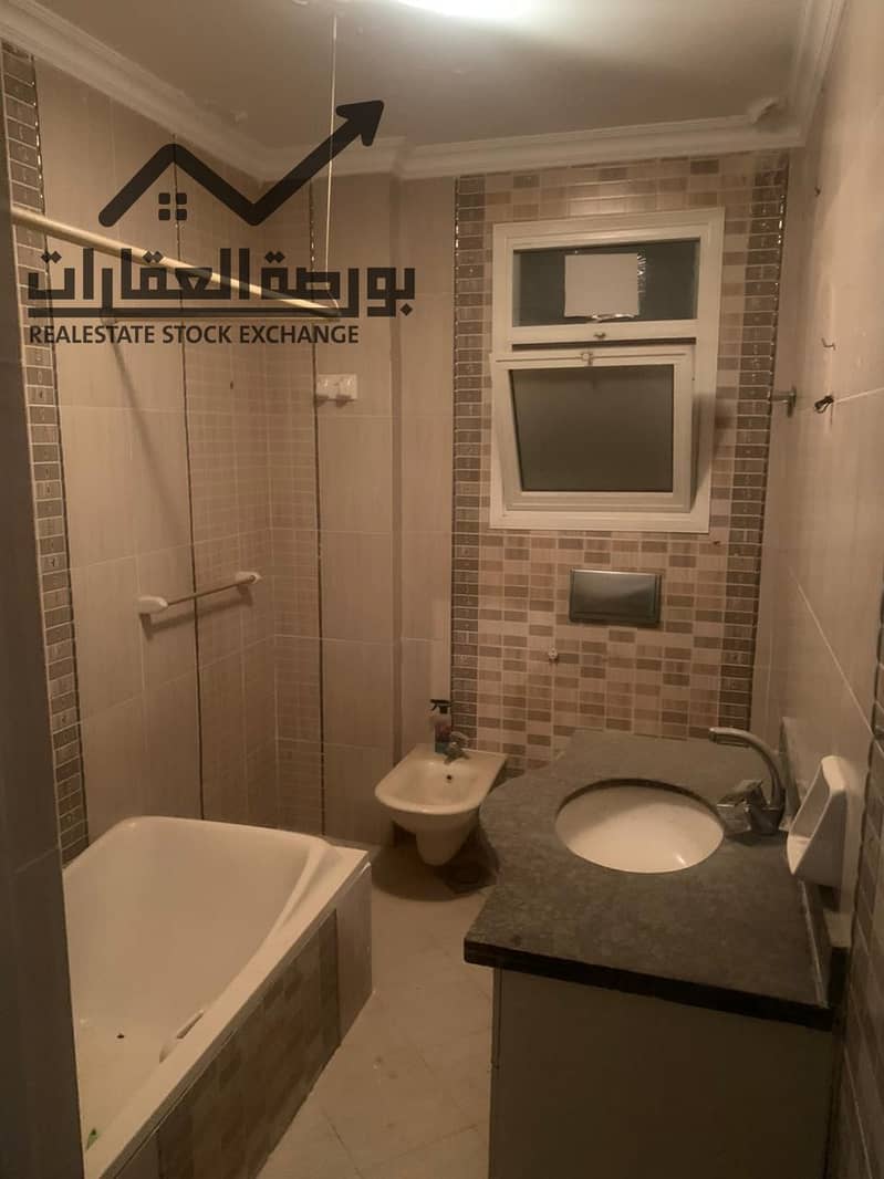 8 135c125b-ab9d-4514-aa01-f2a2f2422662. jpg