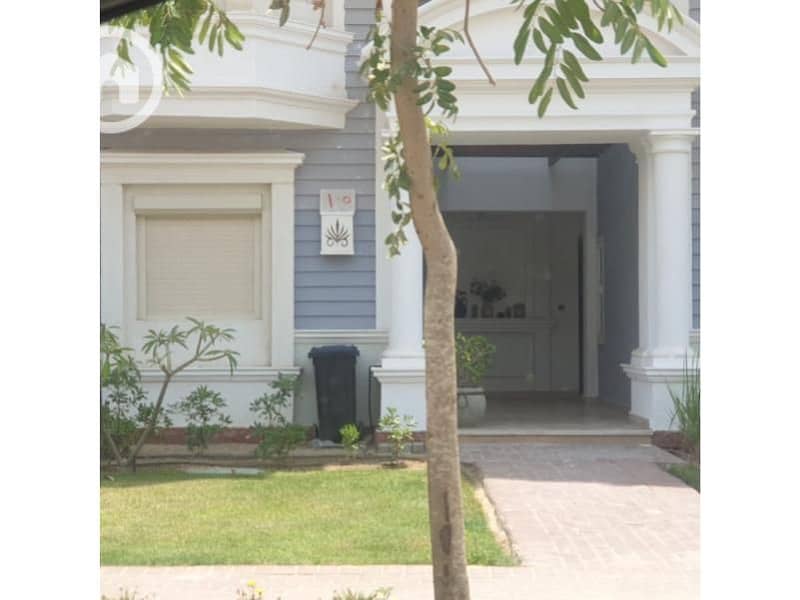 4 642b5b60-3e7b-46a9-a905-14e4965e5b96. jpg