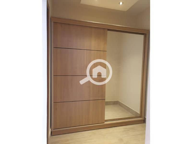 7 46f43584-8248-4162-81f7-0c5de6621eda. jpg