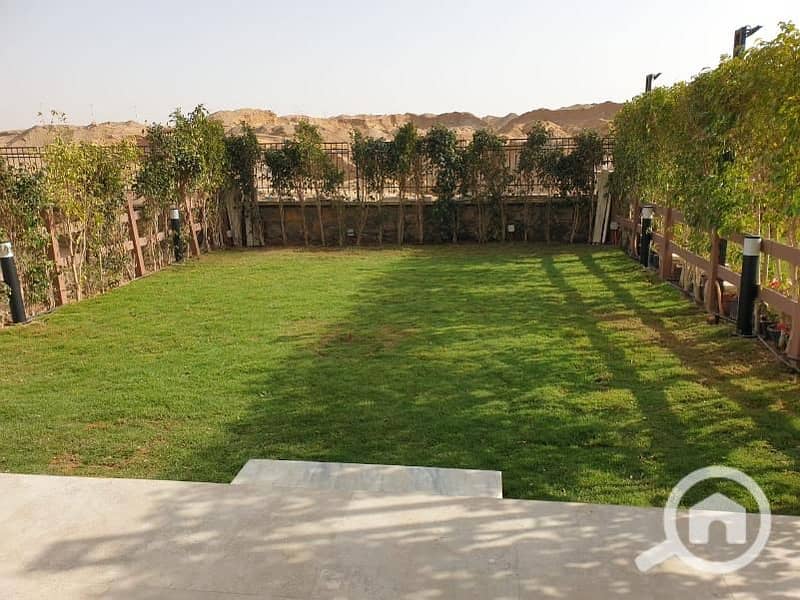 11 22411367-c353-40a4-ab1b-2a238ef14645. jpg