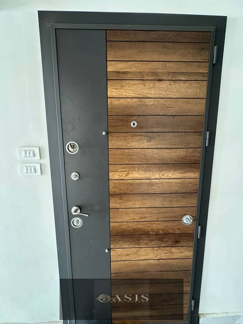 9 WhatsApp Image 2025-12-21 at 20.33. 29. jpeg