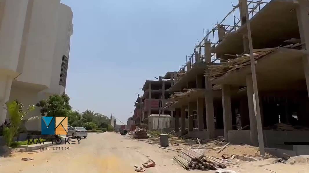 3 888 - frame at 0m2s. jpg