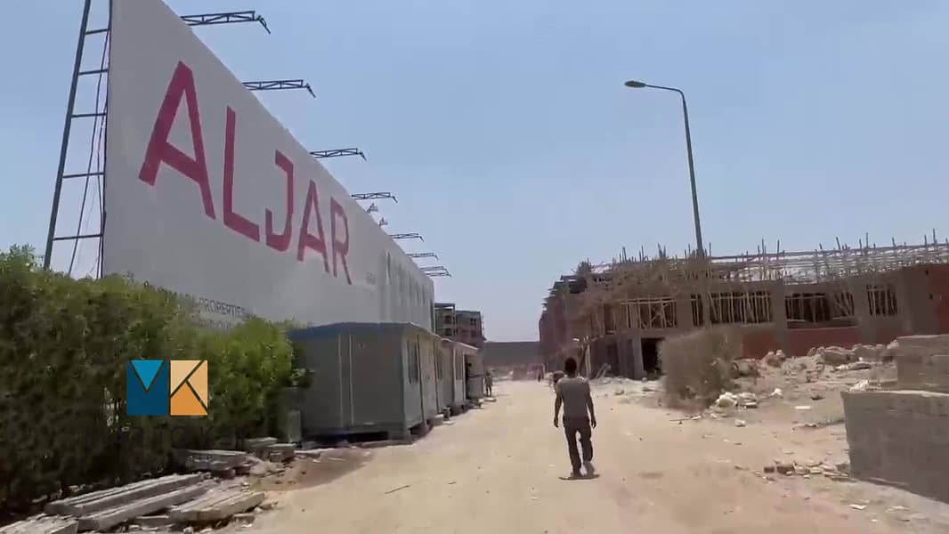 4 888 - frame at 0m20s. jpg