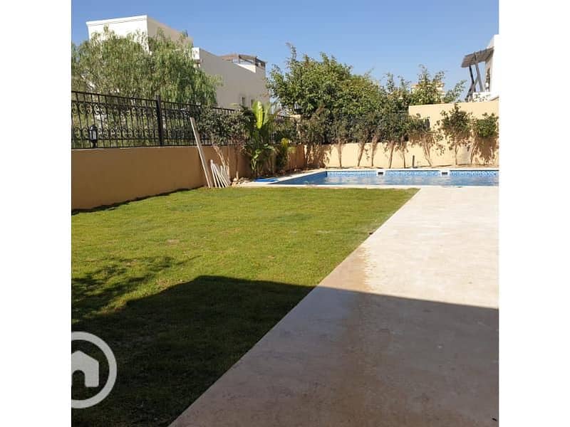 12 a04f7d1b-cbf1-432d-a512-048d36562222. jpg