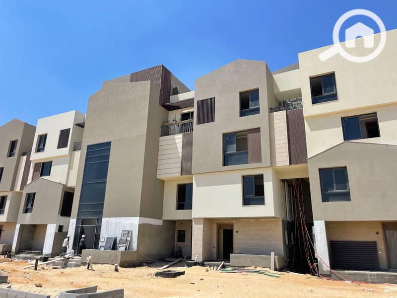 10 WhatsApp Image 2025-10-26 at 16.37. 07_cd193eef. jpg