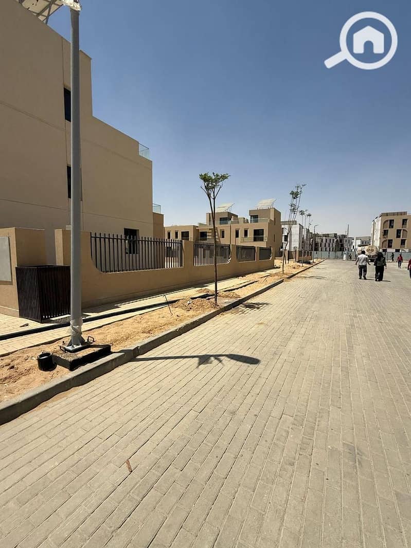 12 WhatsApp Image 2025-10-26 at 16.37. 31_8118ef5c. jpg