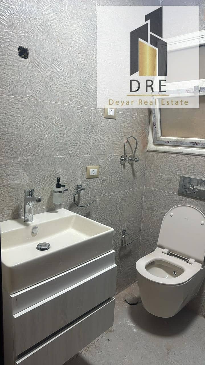 5 dd9b3e1c-112b-4880-b14e-f1b33129ac26. jpg