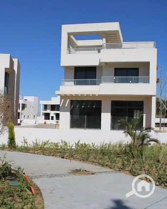 4 Bedroom Villa for Sale in Sheikh Zayed, Giza - Screenshot_10. png