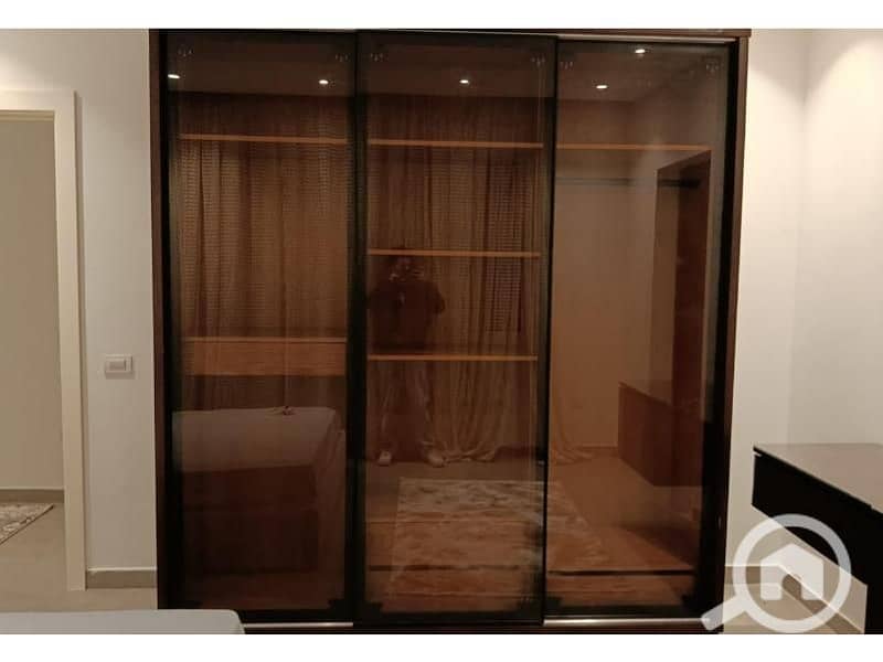 8 d37194b3-c828-401d-9453-71a918a820d9. jpg