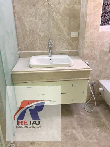 7 8a9d9a3b-1445-4ee2-b276-101b03e73284. jpg