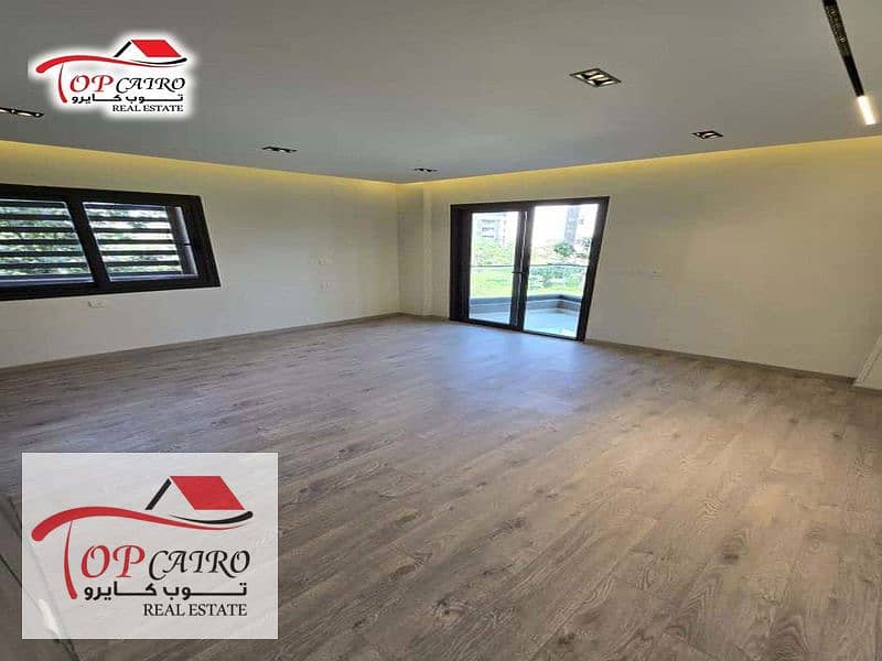 9 WhatsApp Image 2025-12-22 at 3.52. 04 PM (3)_800x600. jpg