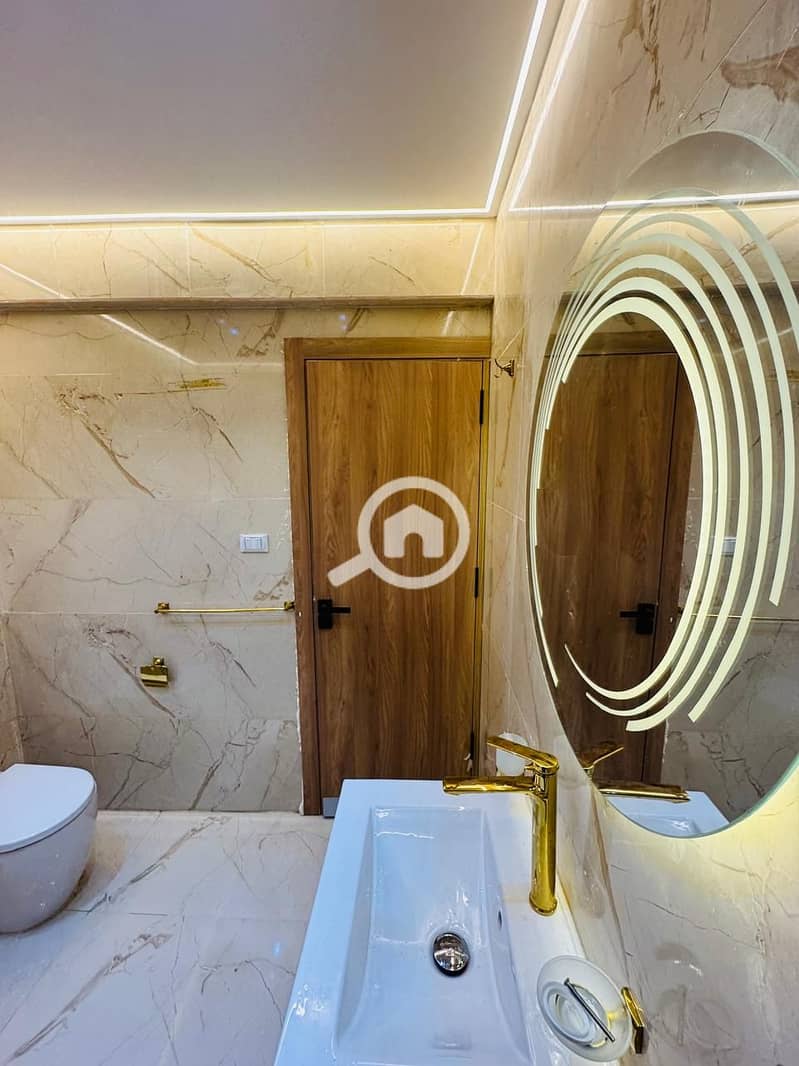 4 8d2a4d00-c8e6-45dd-820e-6c071f5a0477. jpg