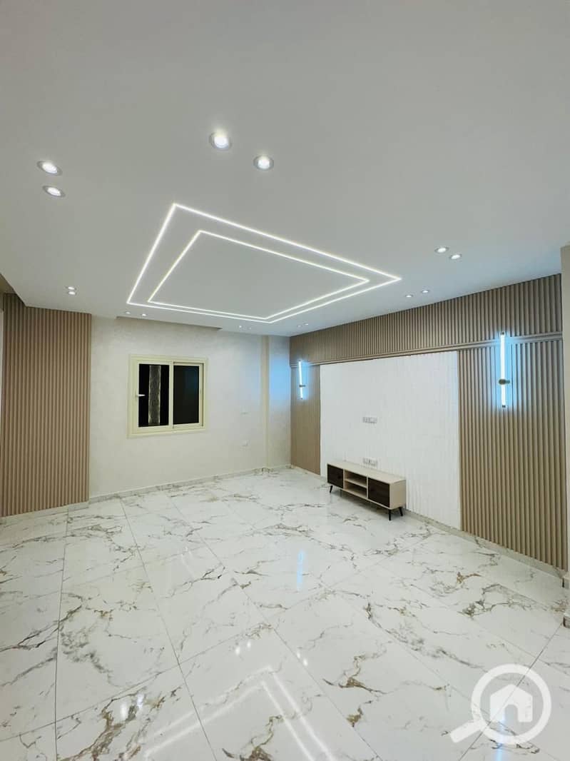 13 cbc54fa3-8449-483b-9fd9-55fb05d125f3. jpg