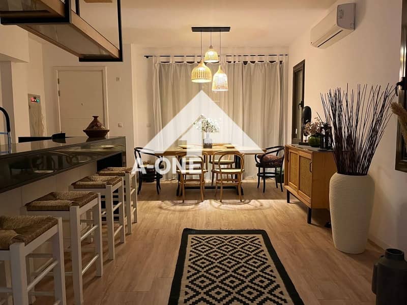 6 8afd620d-122a-4c10-b9e1-7cac49ca4970. jpg