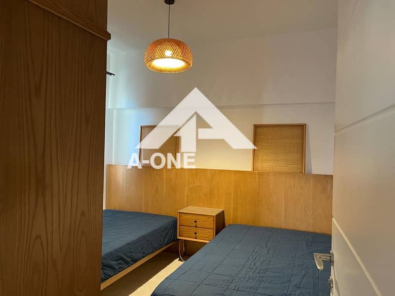 12 1f1106cd-2cfc-4c7f-a029-8866c2f911b3. jpg