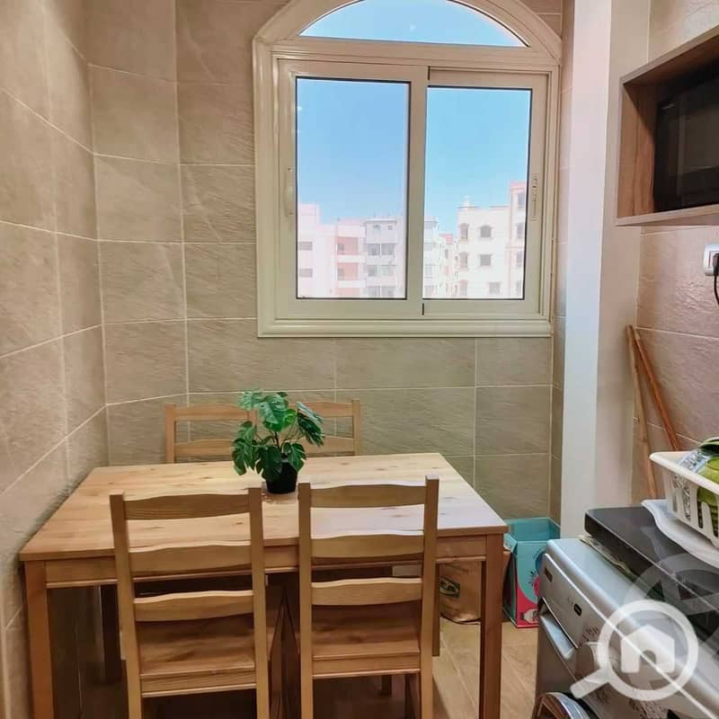 16 c5d6dfb7-62ef-417b-91a0-40d4e57e4d60. jpg