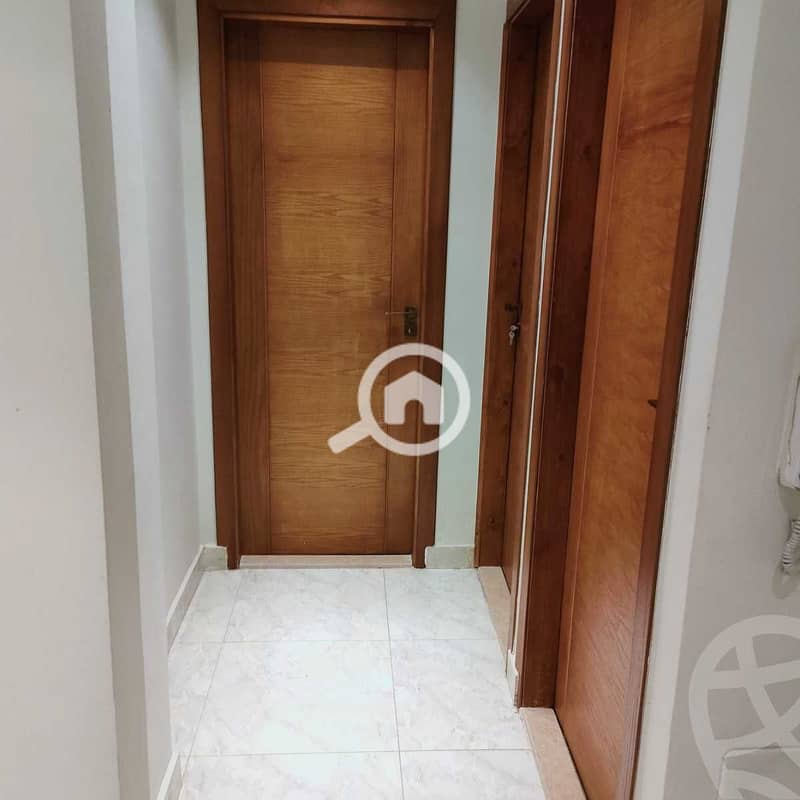 21 f2763bcf-7b8a-4cfb-8103-b5af9edd8ef6. jpg