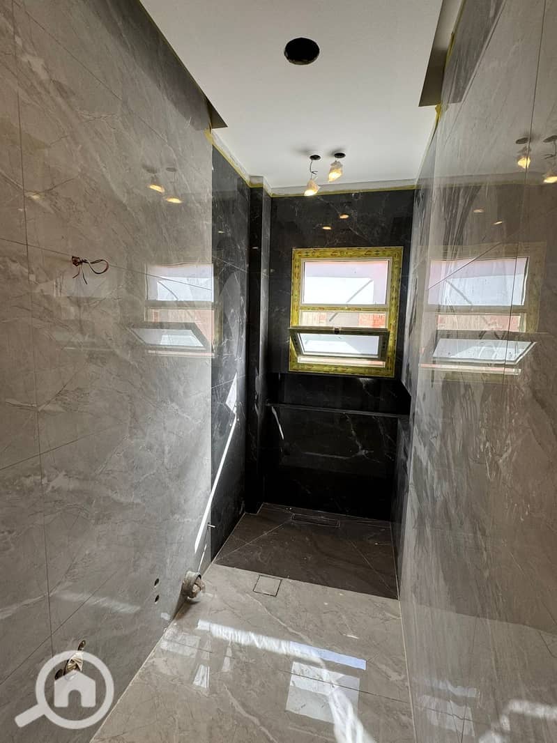 2 WhatsApp Image 2025-12-22 at 4.14. 39 PM (1). jpeg