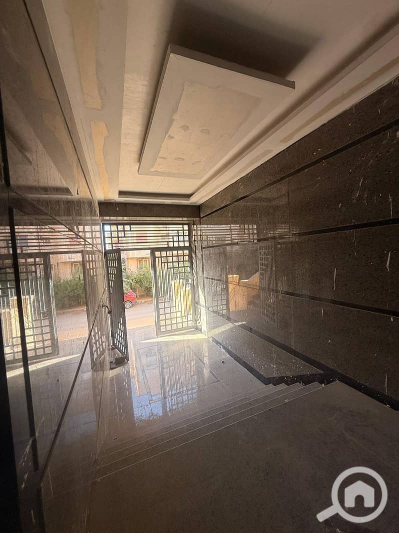 3 2adade57-ee37-469e-a8a8-97754dff8d83. jpg