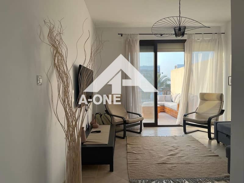 9 0ca8bcc9-5cda-4718-913f-30b43ff8f43c. jpg