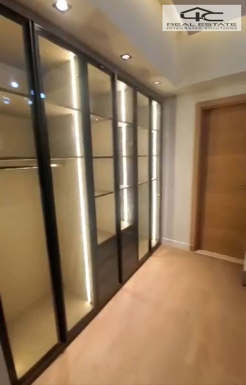 8 WhatsApp Image 2025-12-22 at 00.36. 32 (1). jpeg