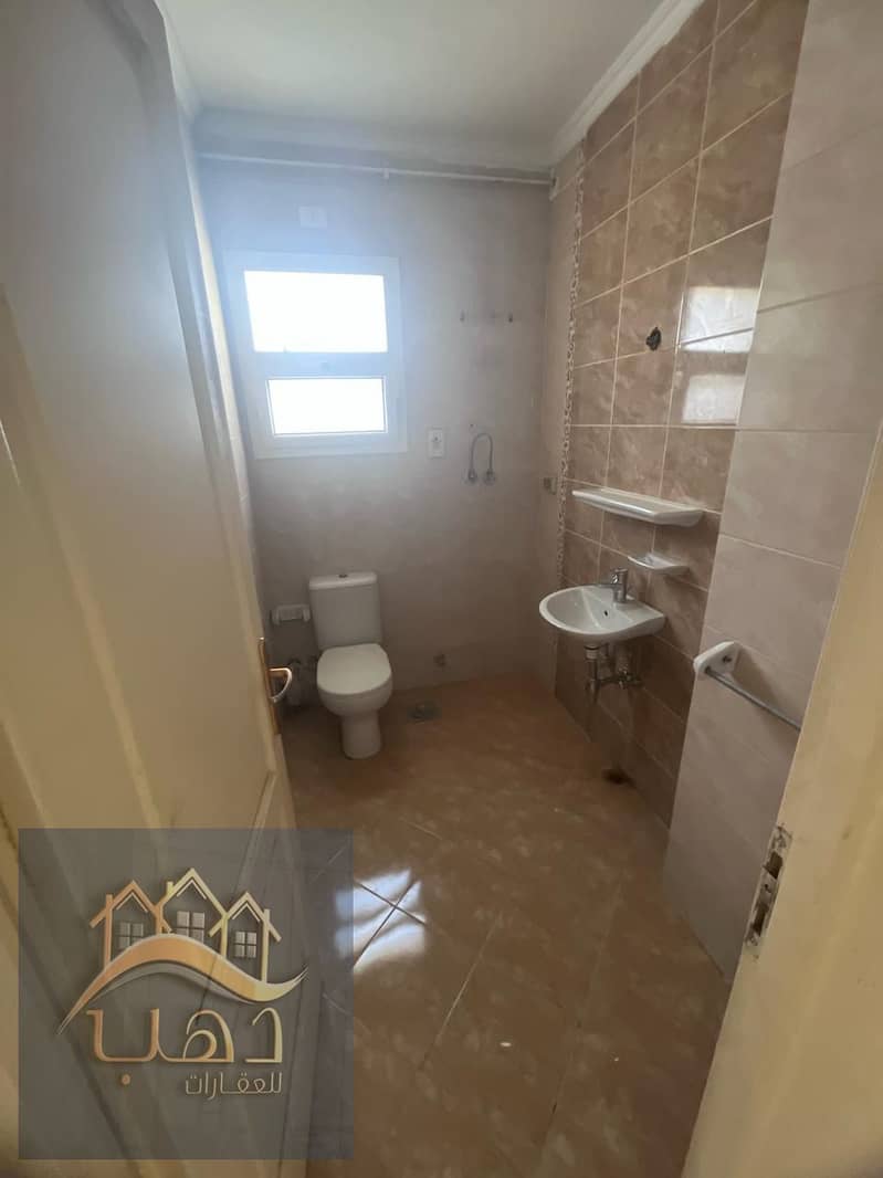 6 WhatsApp Image 2025-12-22 at 5.33. 45 PM (1). jpeg