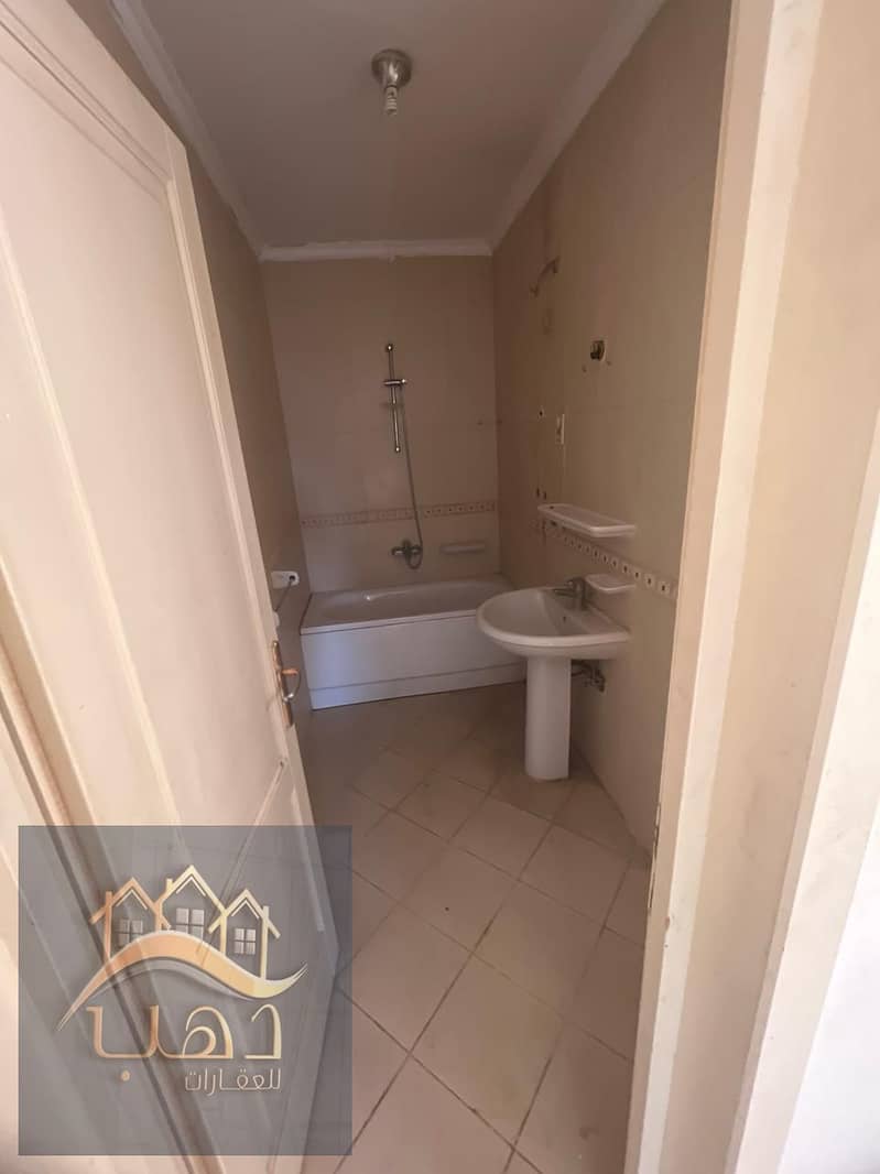 9 WhatsApp Image 2025-12-22 at 5.33. 46 PM (2). jpeg