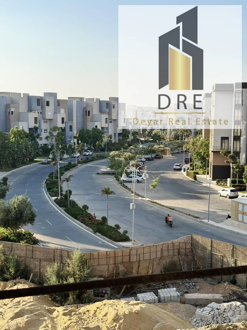 2 ded85d14-fdfa-4f2c-a306-bf2ddfab1c2d. jpg