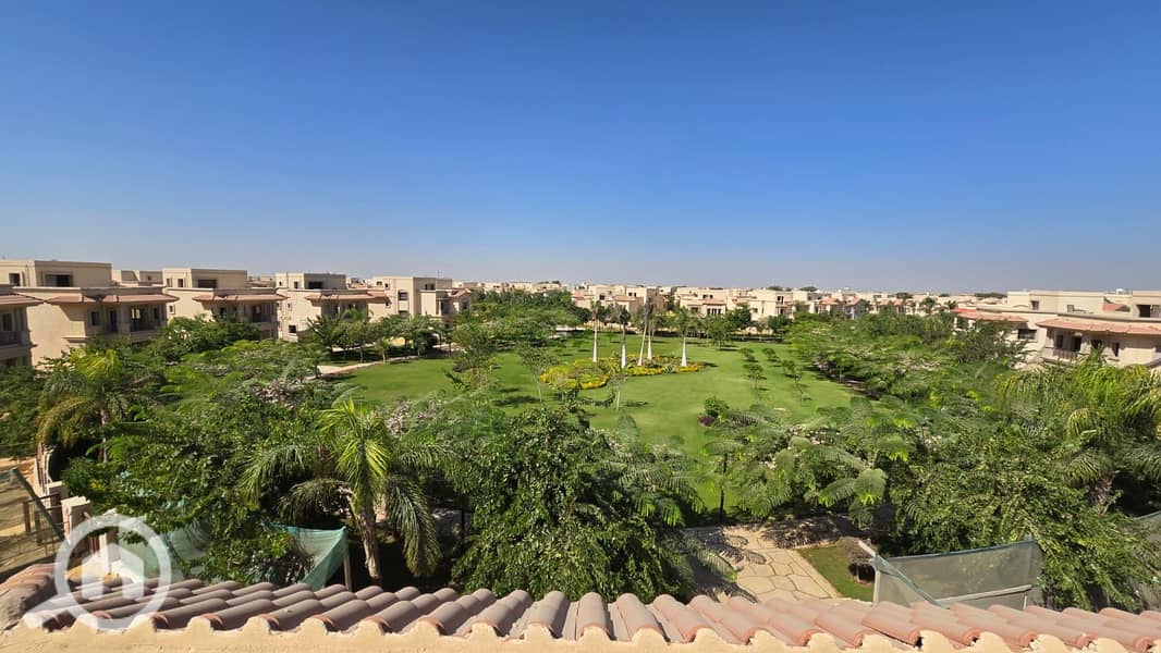 2 3bdf13ce-7e82-4f11-80db-0d395fbf7cb8. jpeg