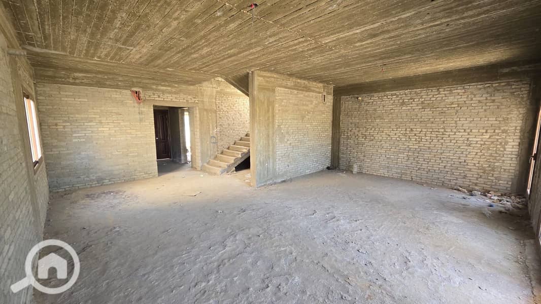 5 5be7fffd-b134-4f9e-9e04-cb8c32e0788e. jpeg