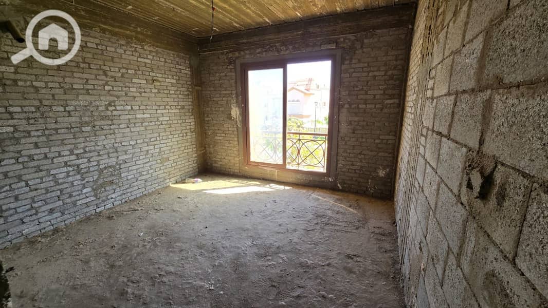 19 e37a6ed9-0578-4a18-9526-ce7e88e984a0. jpeg