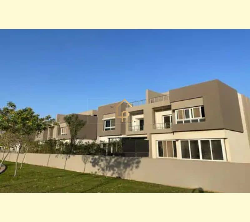 3 8286822-cedddo. jpg