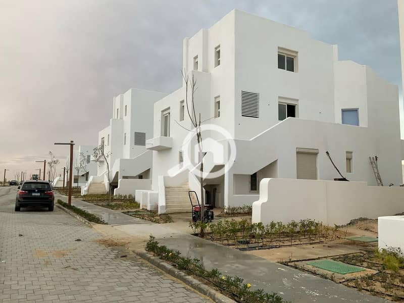 6 photo_2025-09-08_23-28-28. jpg