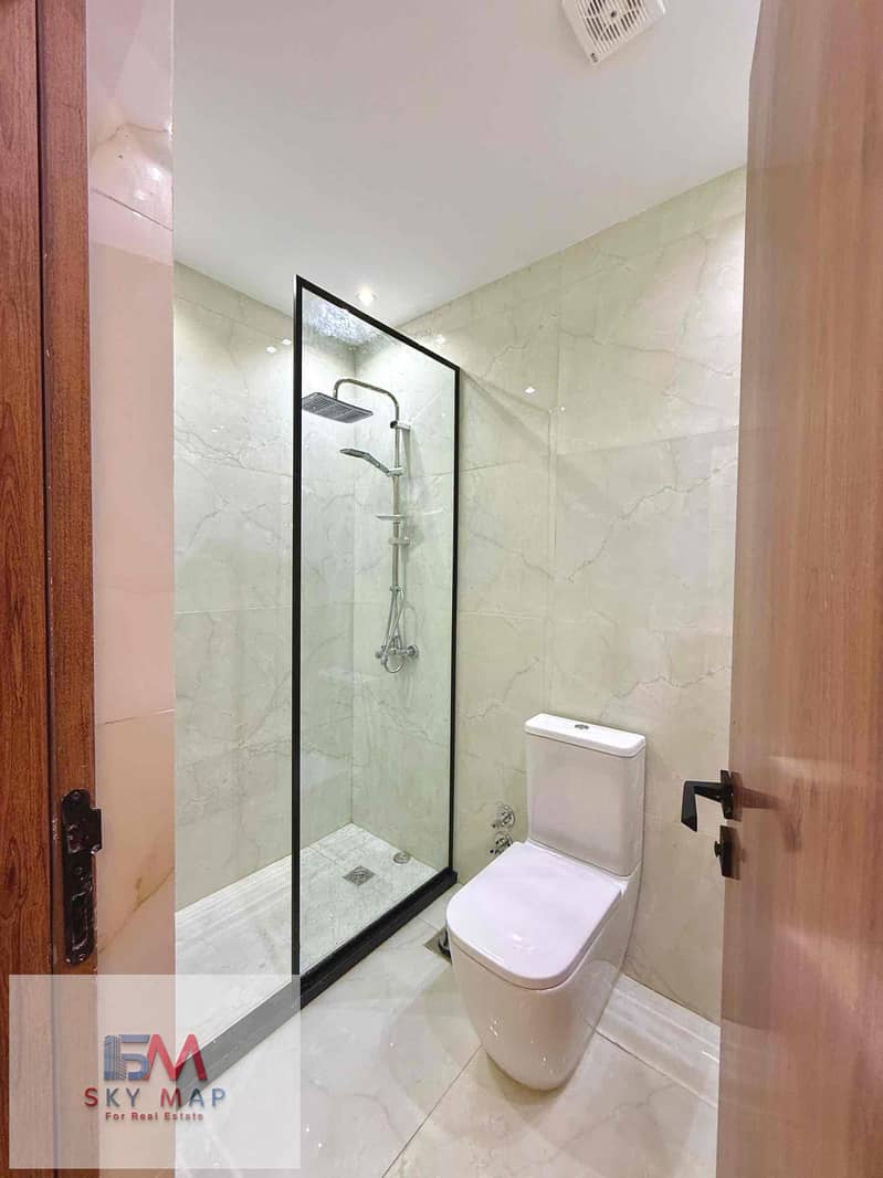 5 0d1c1ee9-0d4e-476c-98bb-a93650cbec0c. jpg