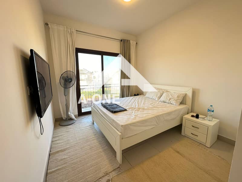 7 c81335ce-76b6-4880-a65f-71b3cbce9f4e. jpg