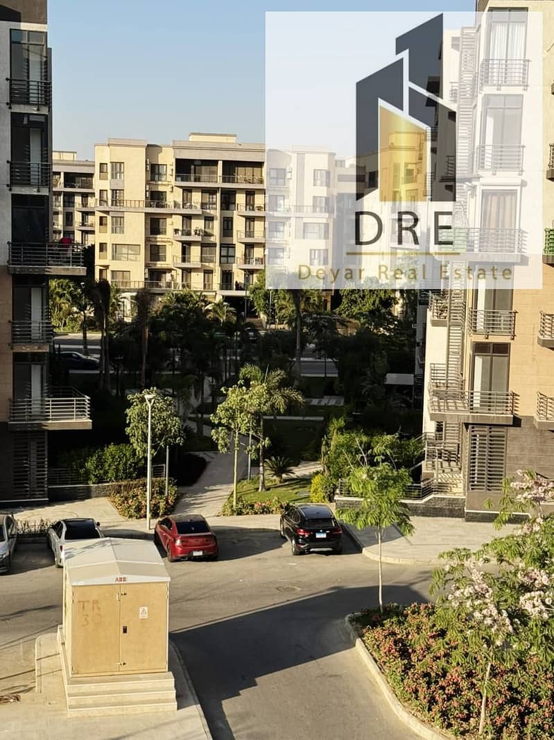 4 dcff3313-eeac-43a9-b4b9-74b3d12fdf6d. jpg