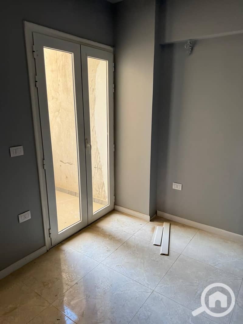 7 WhatsApp Image 2025-12-22 at 4.34. 31 PM (2). jpeg