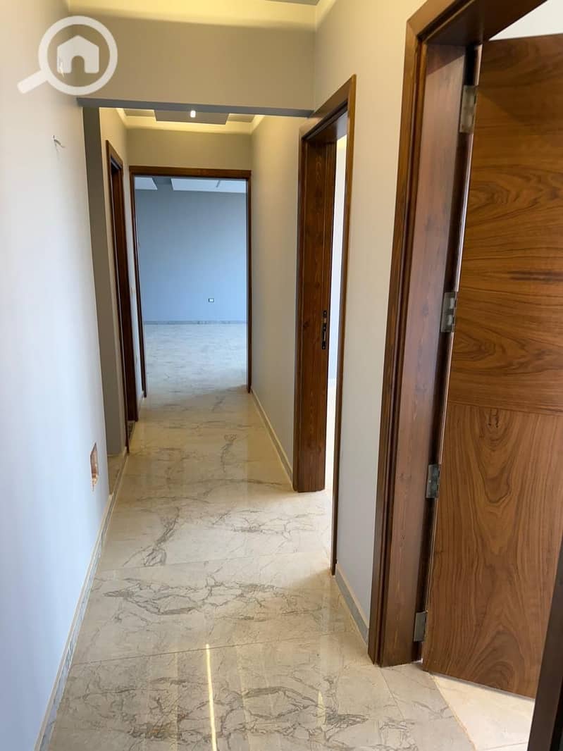 10 WhatsApp Image 2025-12-22 at 4.34. 31 PM (1). jpeg